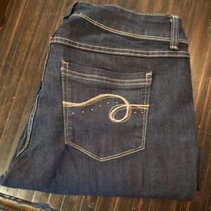 Never worn ladies jeans